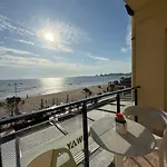 Aparthotel Heming-way 3*