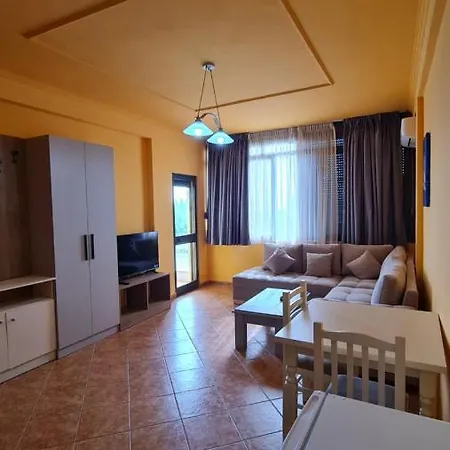 Heming-way 公寓式酒店 3*