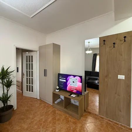 Heming-way 3* Durrës