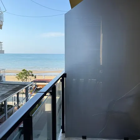 Heming-way Durrës