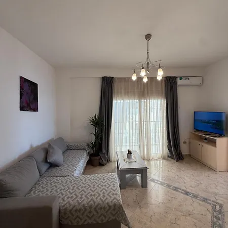 Heming-way Durrës