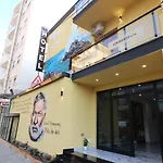 Heming-way Apartmanhotel 3*
