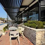 Heming-way Durrës
