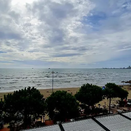 Heming-way מלון דירות דורס