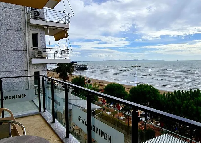 Heming-way Aparthotel