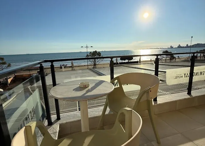 Heming-way شقة فندقية دراس