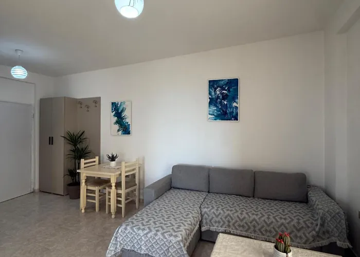 شقة فندقية Heming-way دراس