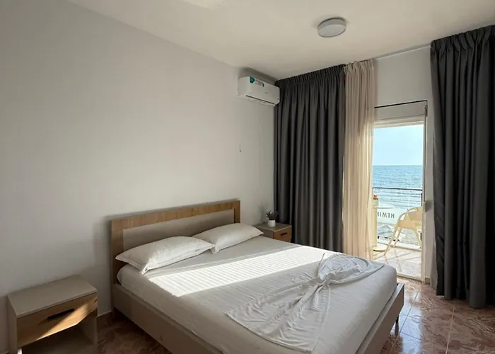 Heming-way شقة فندقية 3*